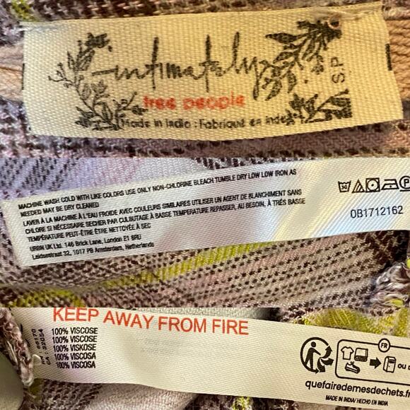 Free People Fallin for Flannel Sleep Shirt Plaid size Small - Picture 4 of 4